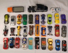 Hot Wheels - Cars  Others- Diecast Collectible - Used - Mixed Lot of 33