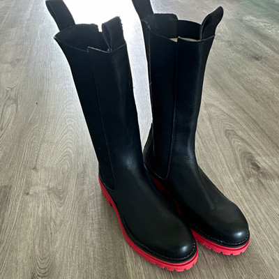 Copenhagen Shoes Chelsea Stiefel 39 Schwarz Rot Leder Profilsohle Blockabsatz