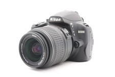 Nikon D3000 Digitalkamera Spiegelreflex Kamera + AF-S 18-55mm G II – Refurbished