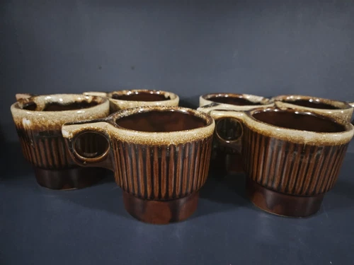 Set Of 5 Vintage Monmouth Pottery Stoneware Coffee Mugs MCM Brown Maple Leaf USA