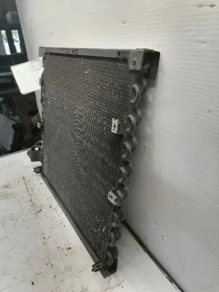 AC Condenser Fits 96-02 BMW Z3 1405239 - Image 2 of 4