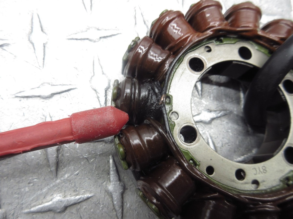 2009 09-12 Kawasaki ZX600 ZX6R Stator Magneto Cover Bolts