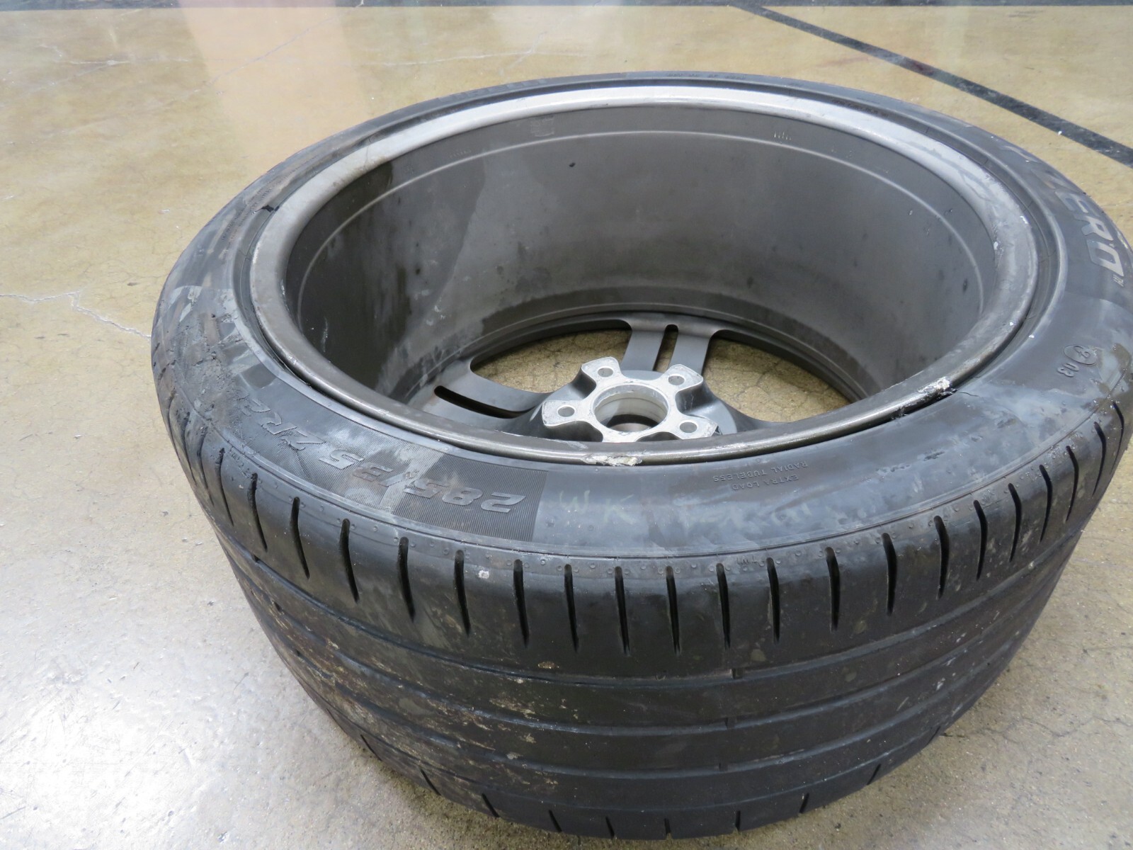 Ferrari Portofino, Rear Wheel, Heavy Dmg, Used, P/N 336567