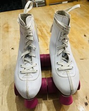 Chicago Girls Rink Roller Skate-White With Pink Wheels And Lettering Size 3