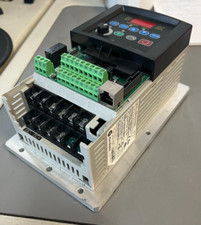ALLEN BRADLEY POWERFLEX 22B-D1P4H204 SER-A 0....