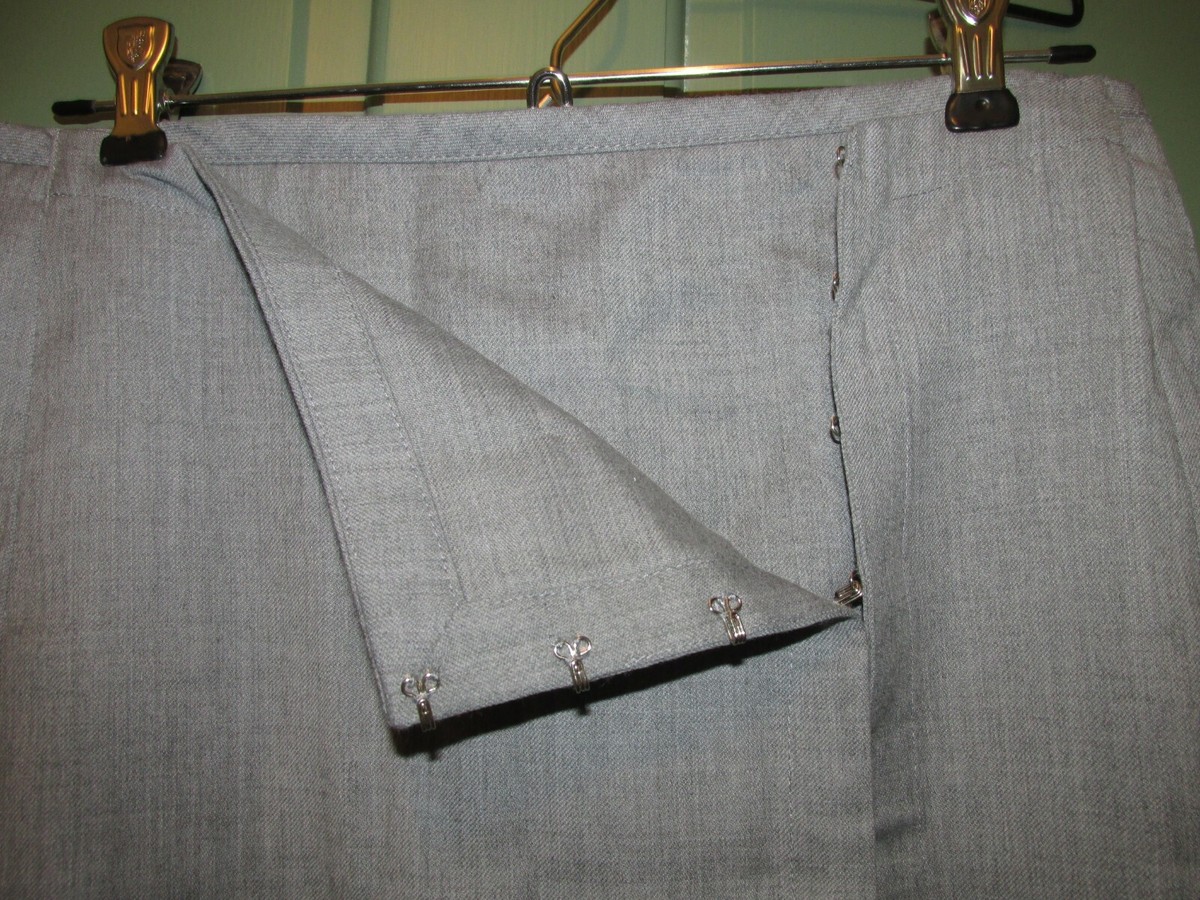 Jupe Droite Grise HARVE BENARD – Taille 4 – En Lin – Neuve – Style Pencil