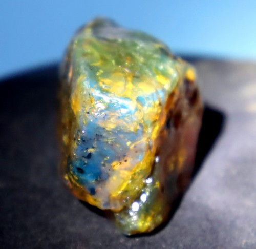Finest Natural Dominican Clear Green Blue Amber Rough Specimen 51mm 32.5g - Picture 3 of 13