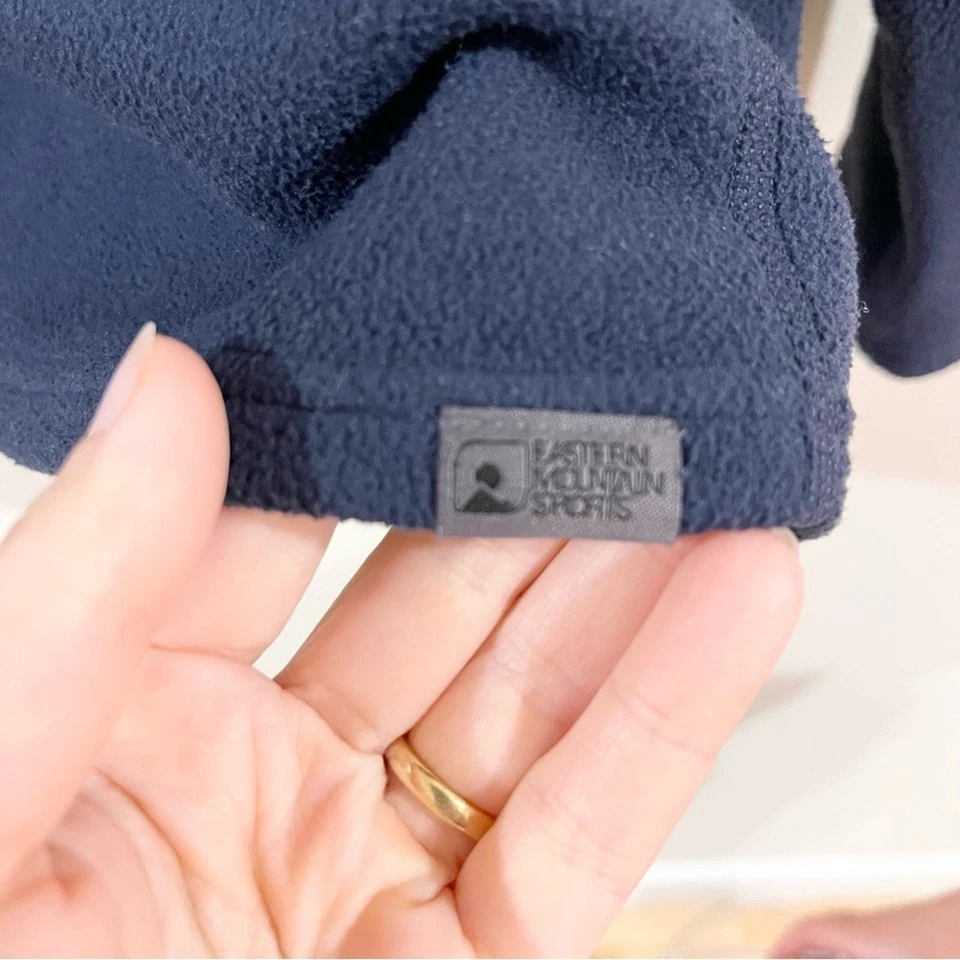 Easter Mountain Sports Men's Navy Blue 1/2 zip Fleece Pullover Size M - Image 2 of 4