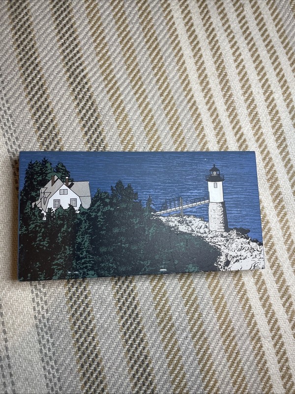 1999 Hometown Collectibles Shelf Sitter Isle Au Haut Lighthouse Maine Vintage