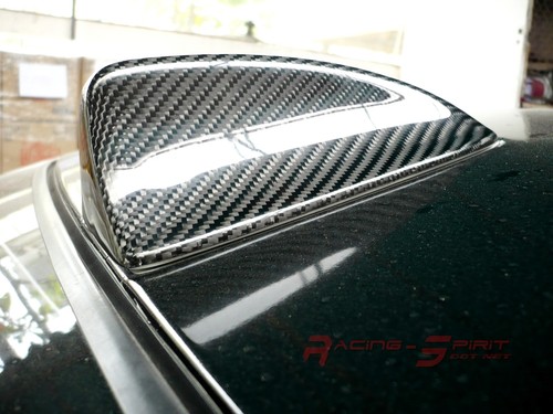 UNIQUE REAL 3D GLOSSY CARBON FIBER SHARK FIN ANTENNA COVER FOR 04-10 BMW E60 M5 - Picture 1 of 7