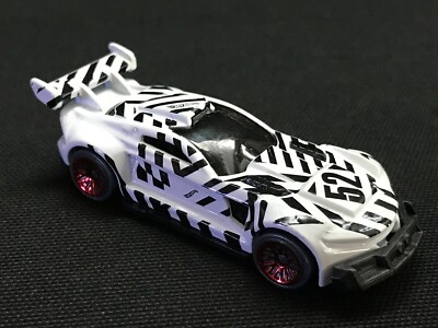 Hot Wheels Track Ripper Collectable Vehicle Scale 1:64