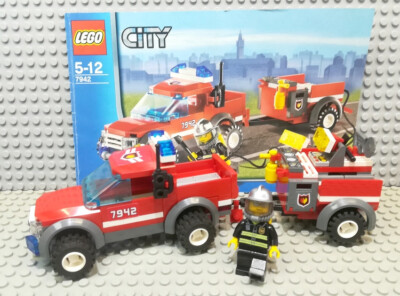 LEGO  7942 OFF ROAD FIRE RESCUE OBA FIGUR CAR FEUERWEHR AUTO TOWN