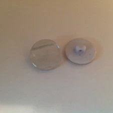 NEW 10 PCS 3/4 INCH SHANK BUTTONS WHITE  WAVY PEARL FINISH