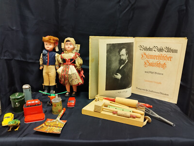 26x Spielzeug 50 erJh für Puppenstube -Sparbüchs mit Lotmalerei,Puppen u. Schuko