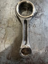 John Deere 6125 Connecting Rod R526175