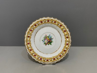 Meissen Teller aufgesetzte Blumen Relief Edelsteinoptik viel Gold 1.Wahl um 1820