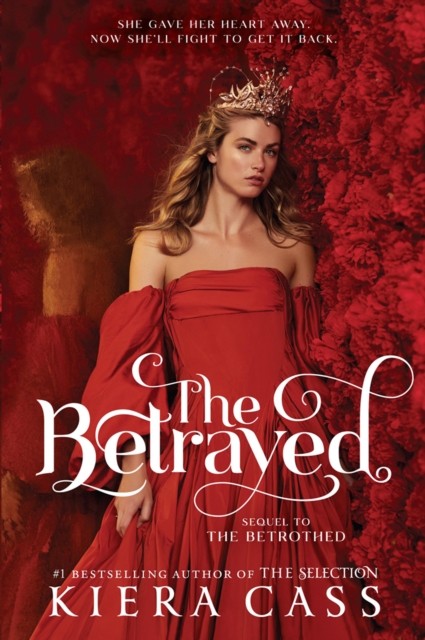 The Betrayed by Kiera Cass (Paperback Book)