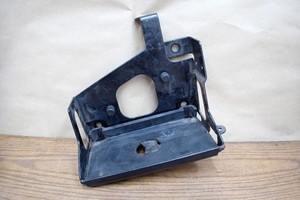 2000 HARLEY DAVIDSON SPORTSTER XL883 BATTERY TRAY BOX