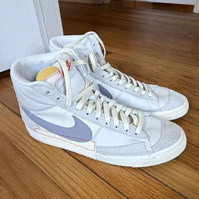 Nike Blazer Mid Men s Mid Top Athletic Sneakers White/Gray Lace-Up Solid