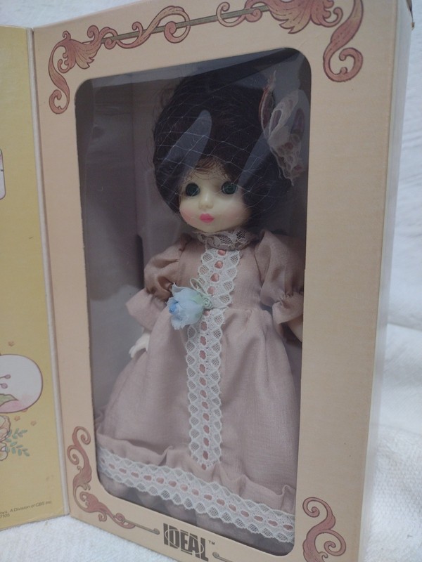 Guinevere #10225 8" Victorian Ladies Collector's Doll Series 1984 Ideal NRFB