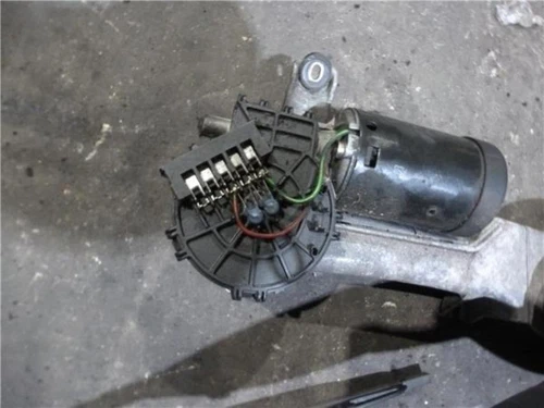 3397020325 Motor Limpia Delantero para MERCEDES-BENZ CLASE E (BM 210) BER 102860 - Imagen 2 de 4