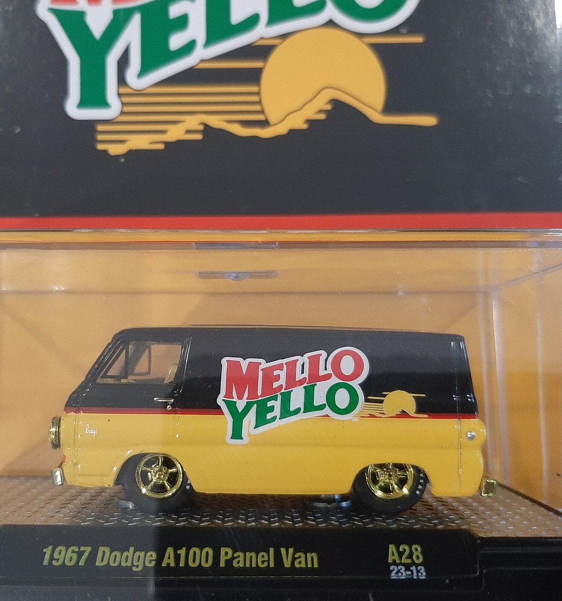 M2 Machines Coca Cola 1967 Dodge A100 Panel Van Mellow