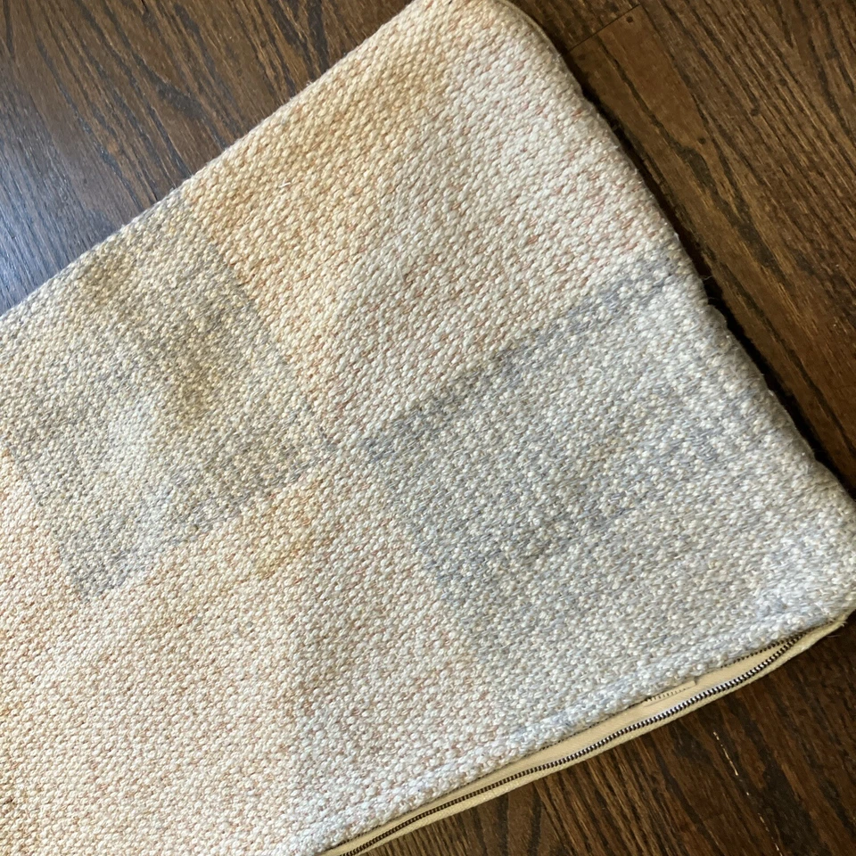 Funda de Almohada Pottery Barn Lana Texturizada Neutra Natural Tejida con Cremallera Foto 4 de 4