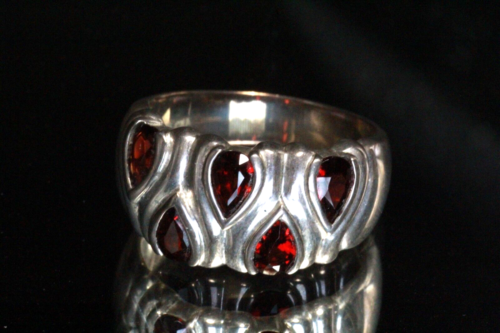 Designerski rzemieślniczy srebrny granat szeroki pasmo QVC Statement Ring - Zdjęcie 1 z 6
