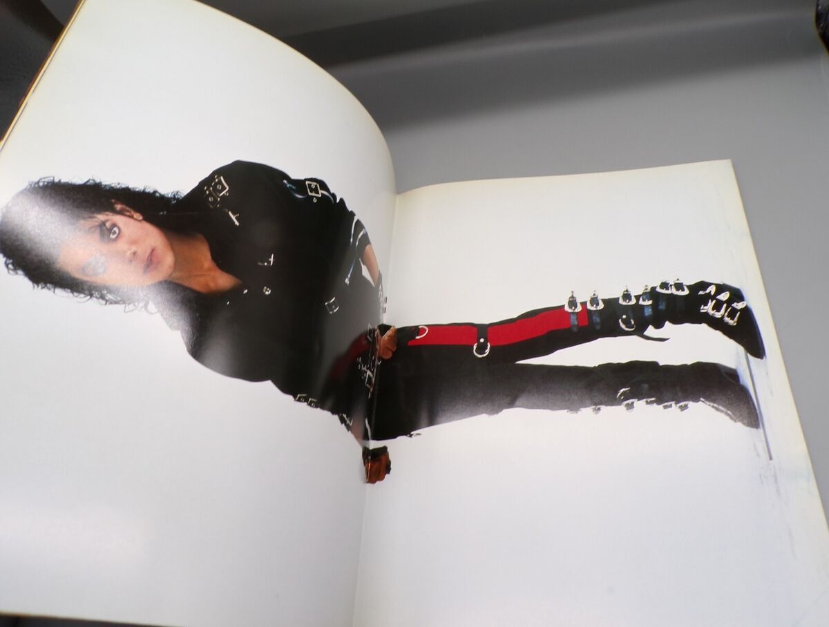Vintage 1987 Japanese MICHAEL JACKSON concert MOVIE PROGRAM Vintage 1987 Japanese MICHAEL JACKSON concert MOVIE PROGRAM