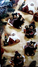 Bucilla Original BLACK BEAR BONFIRE Felt Christmas Ornaments Kit OOP VERY RARE