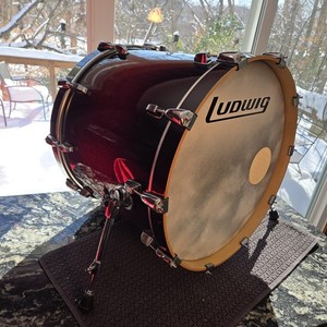 Ludwig Red Sparkle Birch Bass Drum 18x22