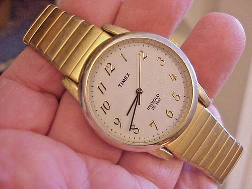 Vintage Mens TIMEX Easy Reader Indiglo 34mm Watch WORKS Fine Yellow Stretch Band