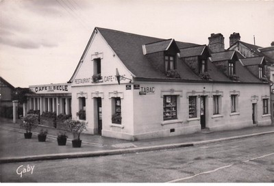 SEINE MARITIME La MAILLERAYE sur SEINE Café Tabac (cpsm)