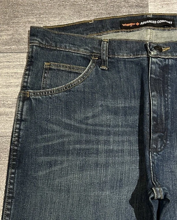 Wrangler FR Flame Resistant Advanced Comfort Dark Wash Denim Work Jeans  34x34 - Image 3 of 4