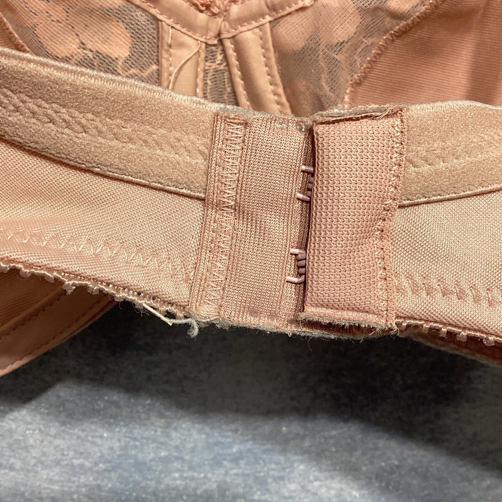 Givency Underdressings Bra Vintage 80s Underwire Peach 36C thumbnail 9