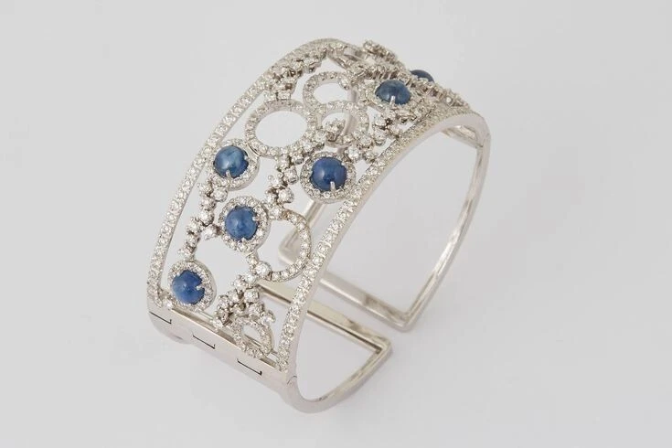 19.72 TCW Round Cut Tanzanite & Sapphire Beautiful Cuff Style Bracelet For Woman - Image 3 of 4