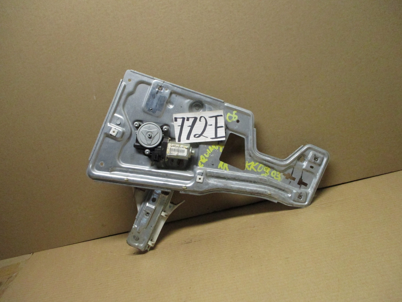 05 06 07 08 09 Equinox REAR PASSENGER Side Window Regulator W/ Motor #772-E