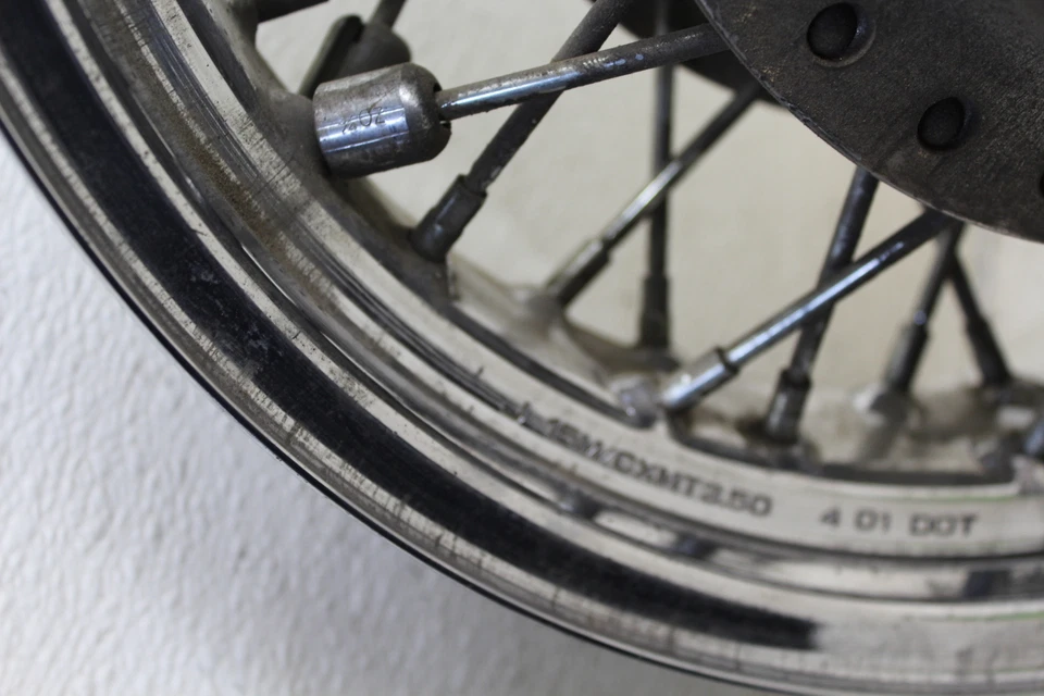 05 HONDA SHADOW AERO 750 01-03/2005 2006 Spirit OEM LLANTA TRASERA W10 Foto 3 de 4