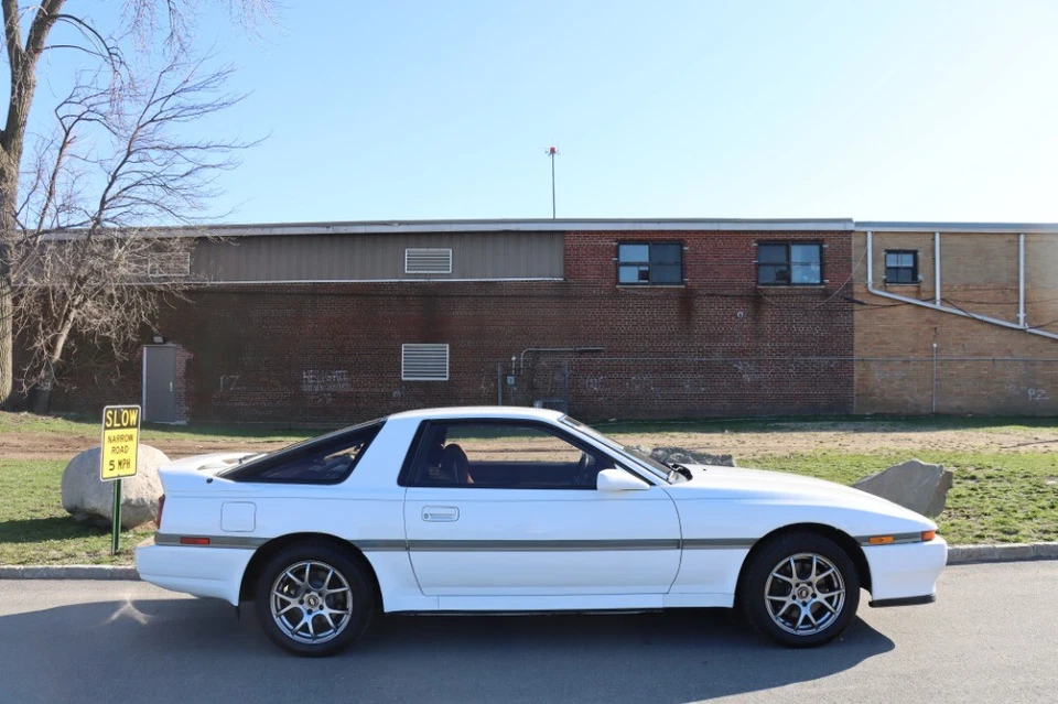 1989 Toyota Supra  - Изображение 3 из 4