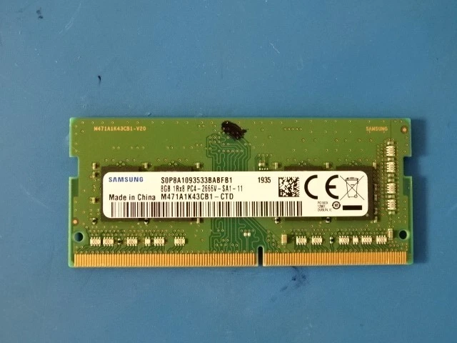 Samsung PC4-21300 (DDR4-2666) Bus Speed Computer RAM 8 GB Capacity