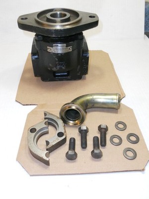 Parker 9501L-D515031 2-bolt flange SAE-B spline shaft, accumulator pump