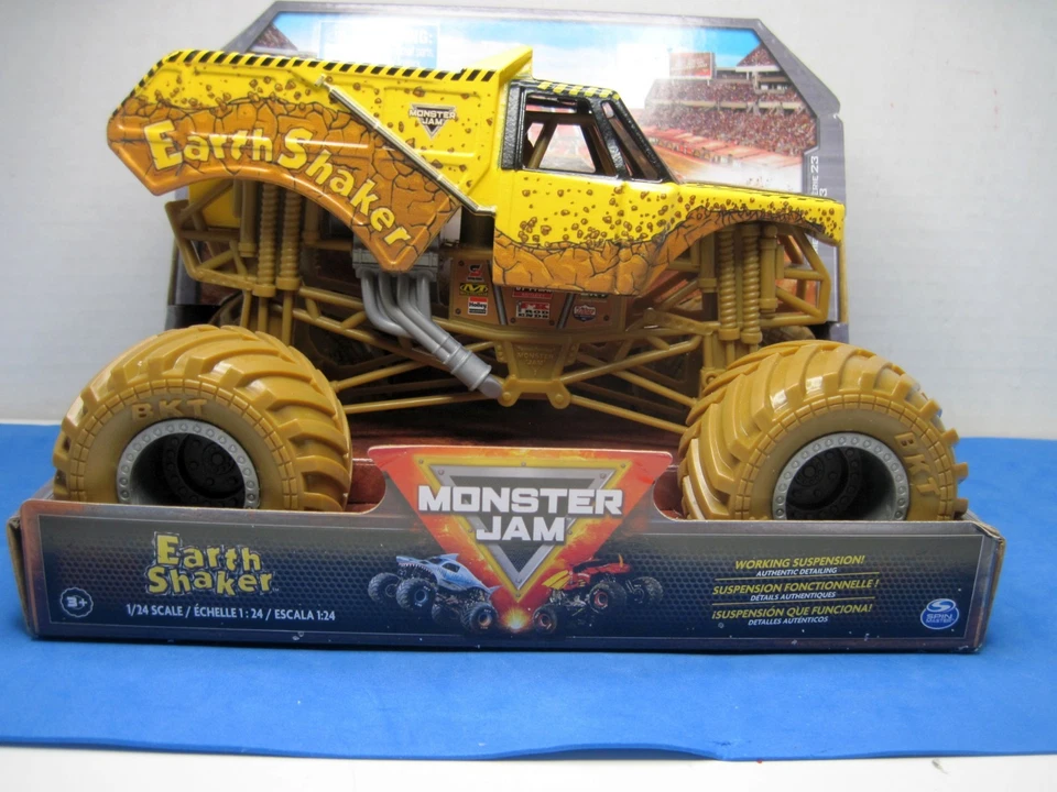 Monster Jam Truck  1:24 Scale EARTH SHAKER Die Cast True Metal Series 23 - Image 4 of 4