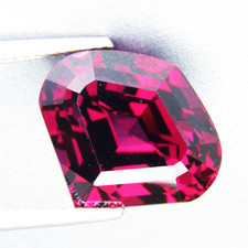 15.87Cts Stunning Natural Rhodolite Garnet 14.2x16x10mm Fancy Cut Loose Gemstone