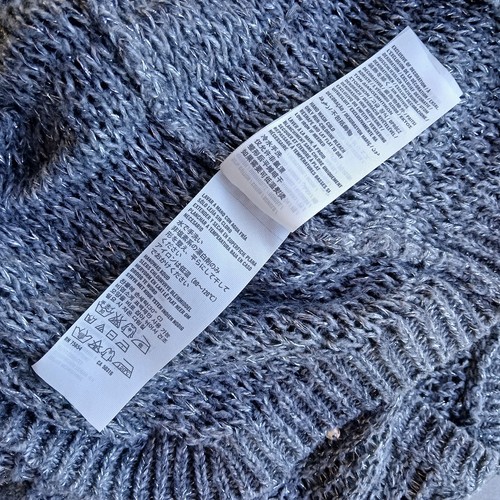 Hollister grau Glitzer Strick Pullover Medium repariert Schmuck silber leicht - Bild 10 von 17