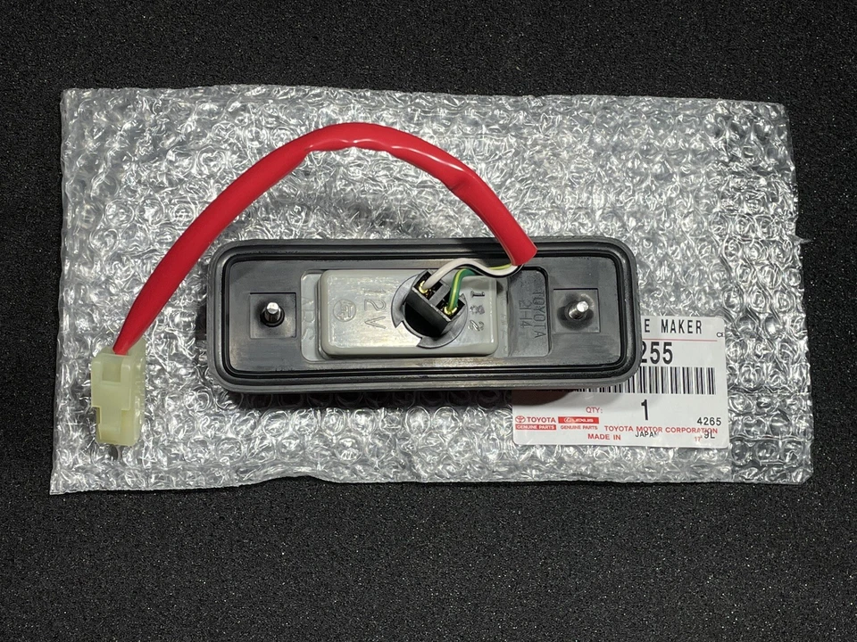 81-84 TOYOTA CRESSIDA CONDUCTOR TRASERO IZQUIERDO MARCADOR LUZ OEM NUEVO Foto 3 de 3