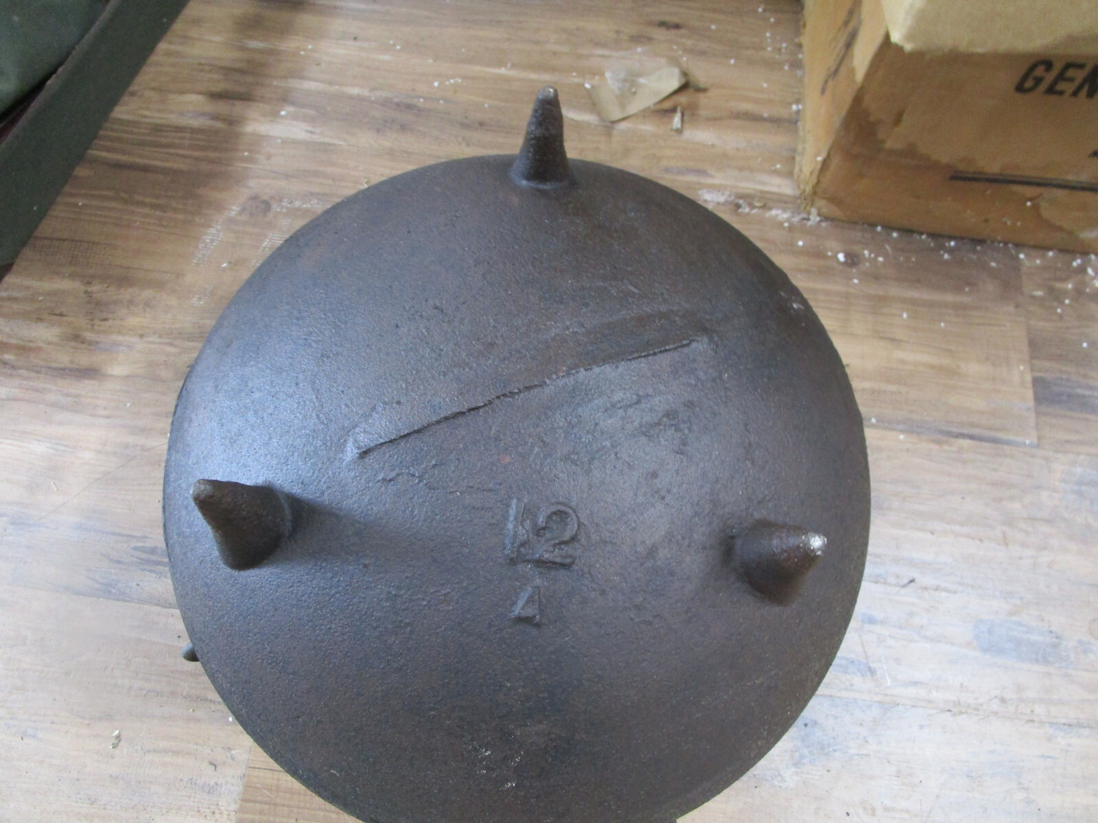 Large Antique Cast Iron Wash Pot Cauldron w/ Gate Mark, Marked 12 A 12