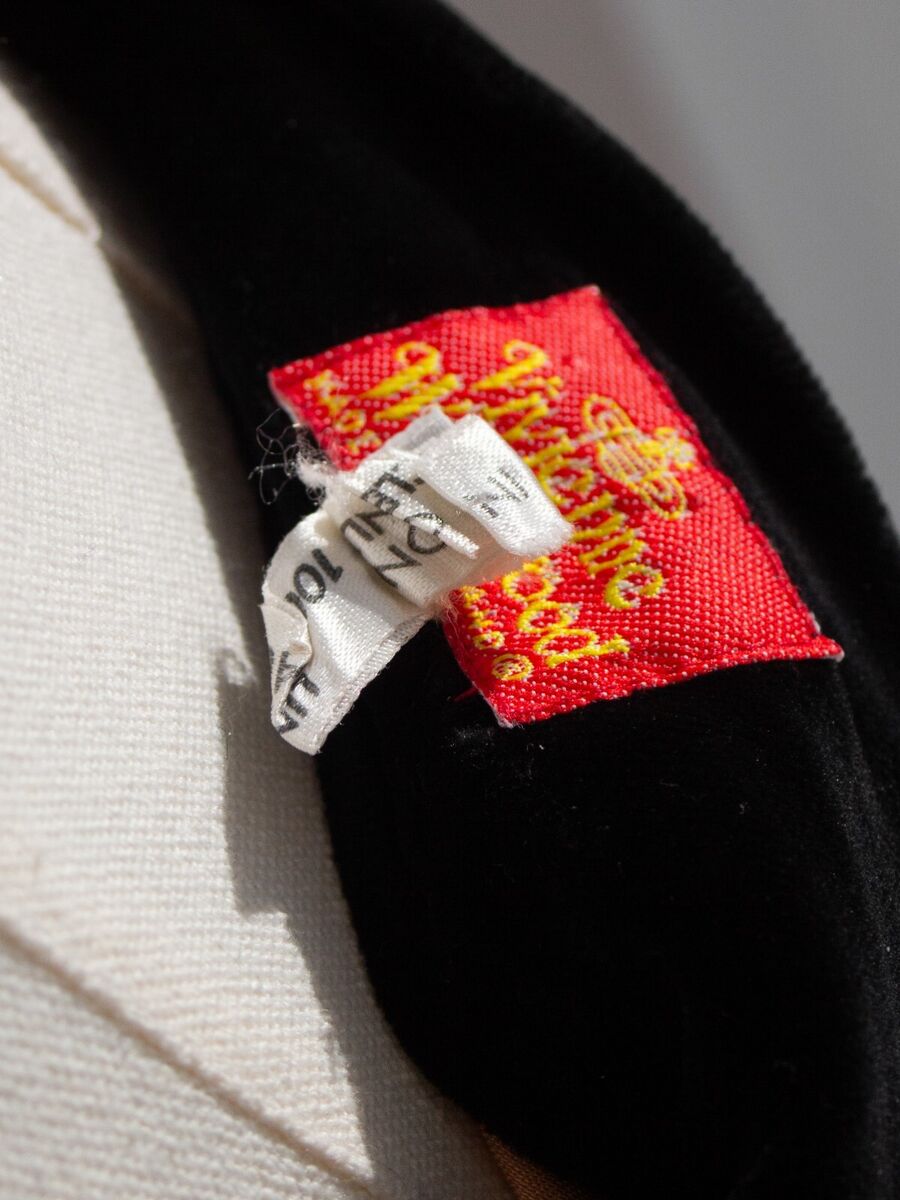 Vivienne Westwood F/W1988 Time Machine Black Velvet White Vivienne Westwood F/W1988 Time Machine Black Velvet White