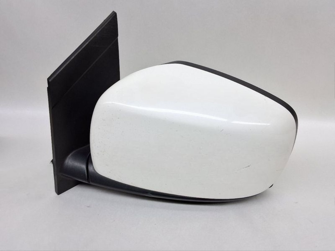 2008-2010 Chrysler Town & Country Left Driver LH Side View Mirror Door White Oem