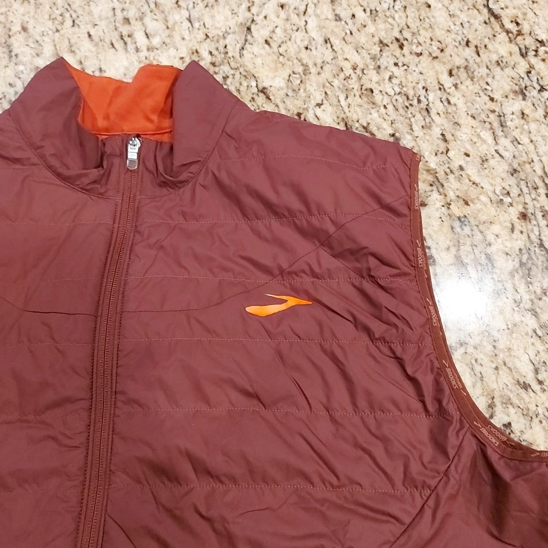 BROOKS Men's Run Happy Running Vest 2XL Purple/Rust Zip-Up Lightweight Packable - product detail image 18