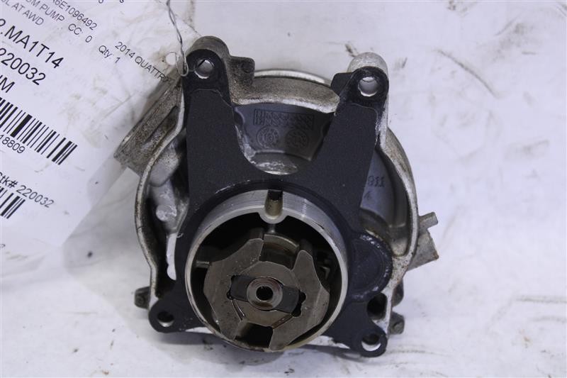 VACUUM PUMP Maserati Quattropo 2014 14 1118809